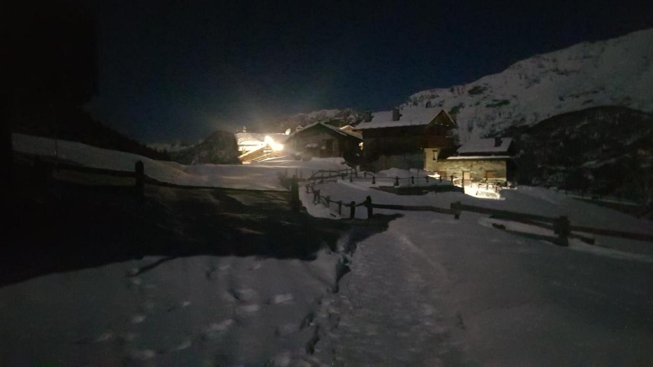 Chalet Le Lis Valtournenche Esterno foto